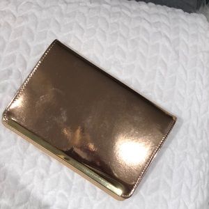 Gold clutch